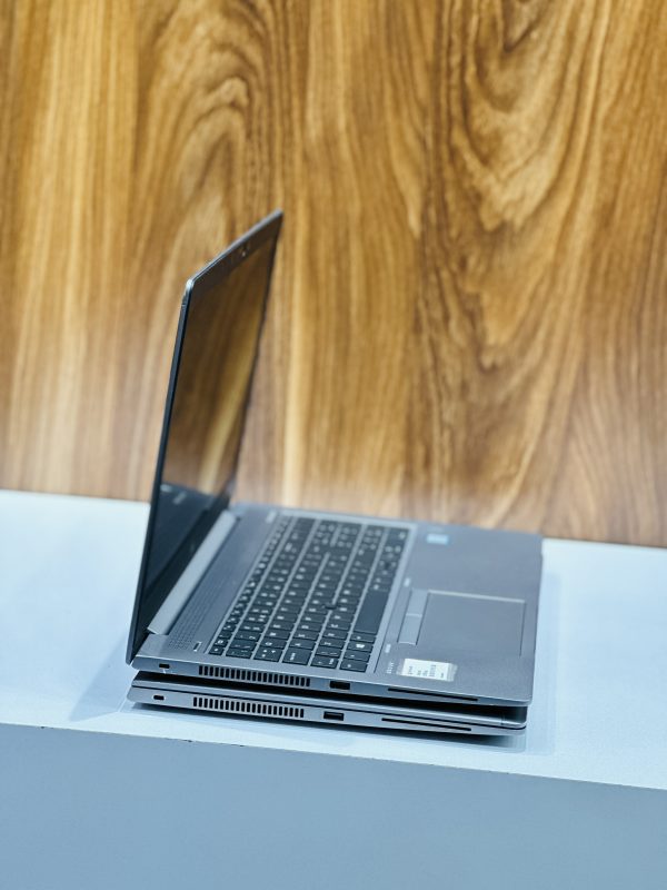 بهترین قیمت خرید لپ تاپ استوک HP ZBook 15u G5