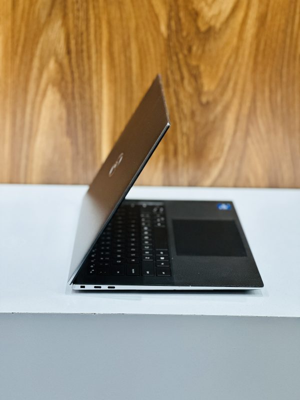 قیمت لپ تاپ استوک Dell Precision 5560