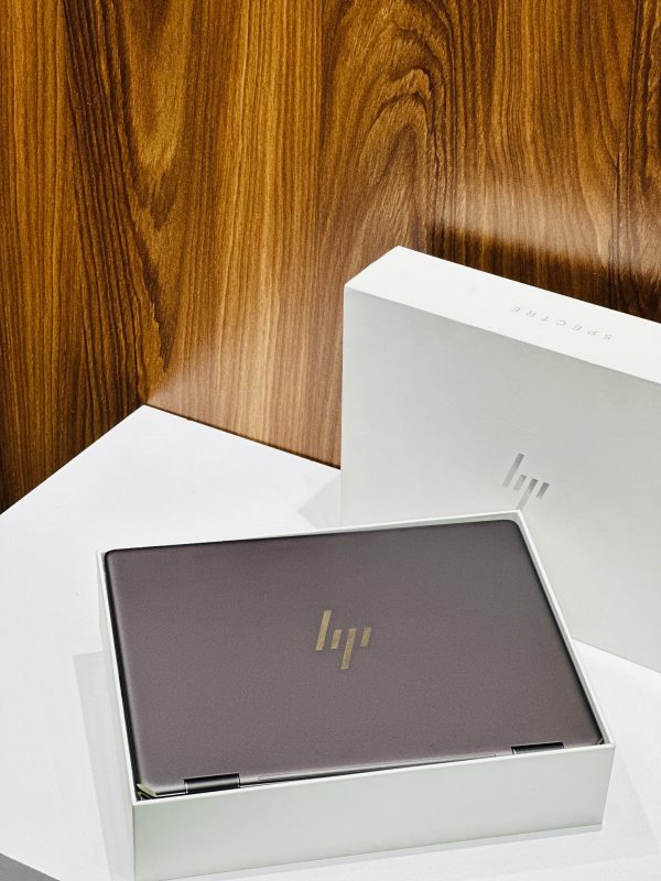 مشخصات لپ تاپ HP Spectre x360 14