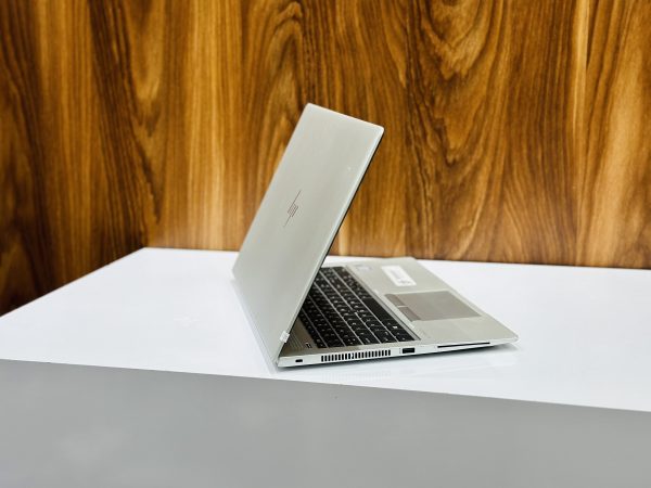 بررسی مشخصات لپ تاپ HP EliteBook 850 G5