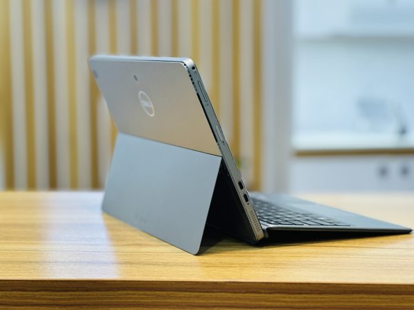 لپ تپ صفحه لمسی دل DELL latitude 7200 استوک