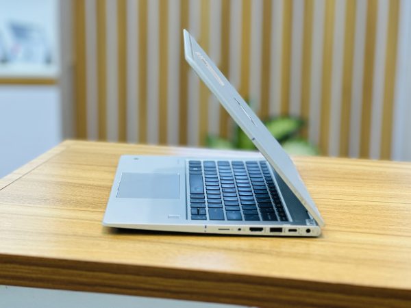 بررسی مشخصات لپ تاپ HP Probook x360 435 G7