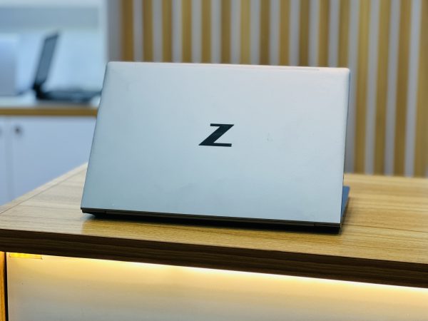 بررسی مشخصات لپ تاپ HP ZBOOK power G7