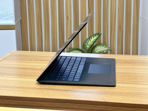 خرید Surface laptop 2