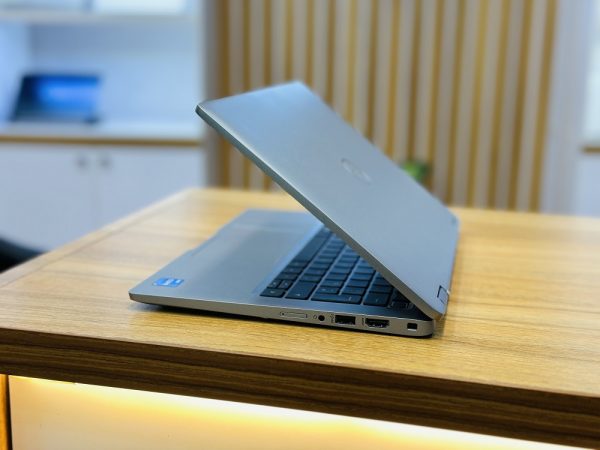 خرید لپ تاپ Dell latitude 5330 استوک از بانه