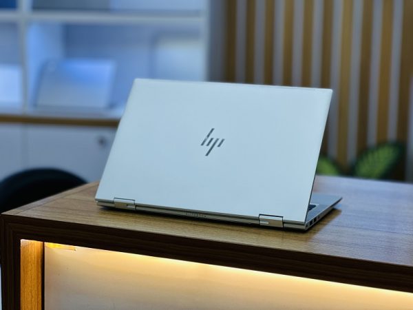 بررسی مشخصات لپ تاپ HP Elite book 830G7