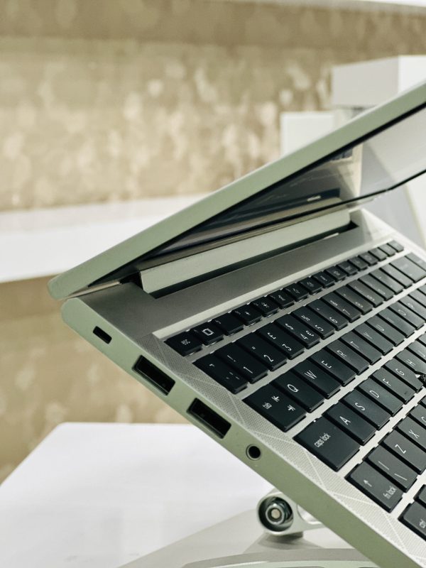 بررسی لپ تاپ HP EliteBook 845 G8