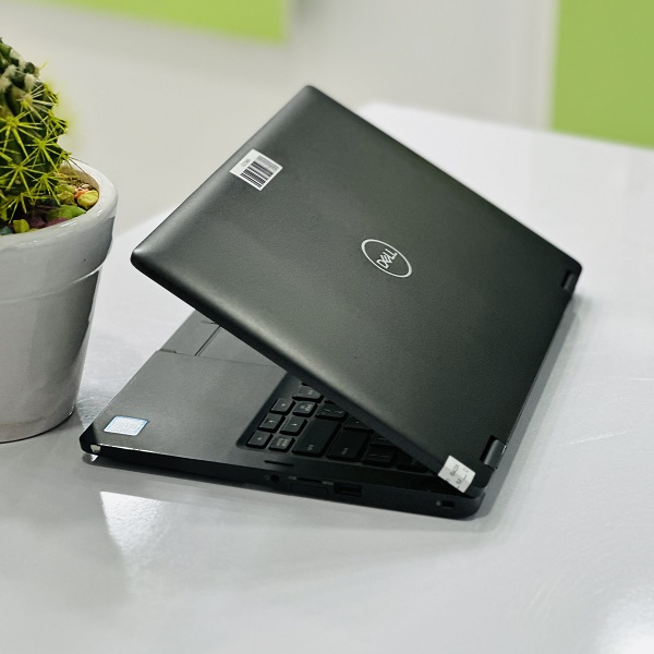 بررسی لپ تاپ Dell Latitude 5300 2-in-1