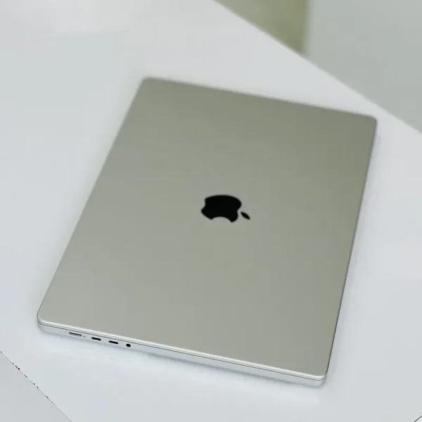 MacBook Pro 2021 استوک
