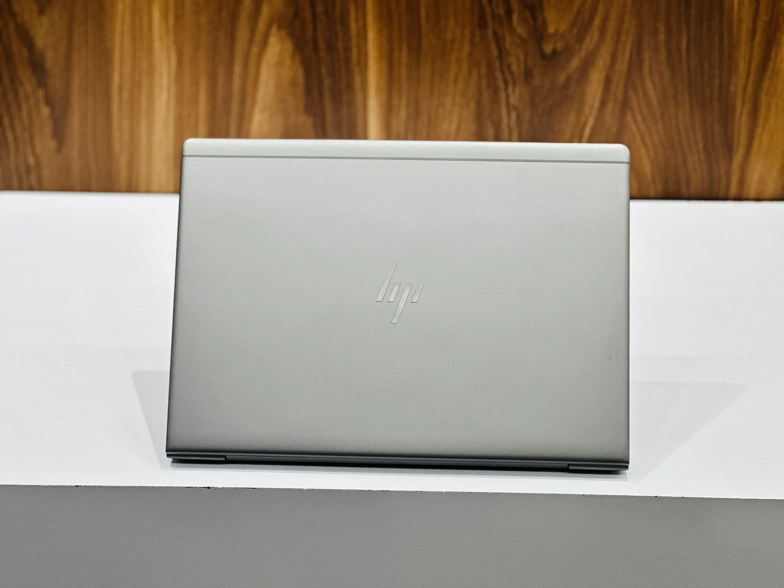 بررسی لپ تاپ استوک HP ZBOOK 14U G6