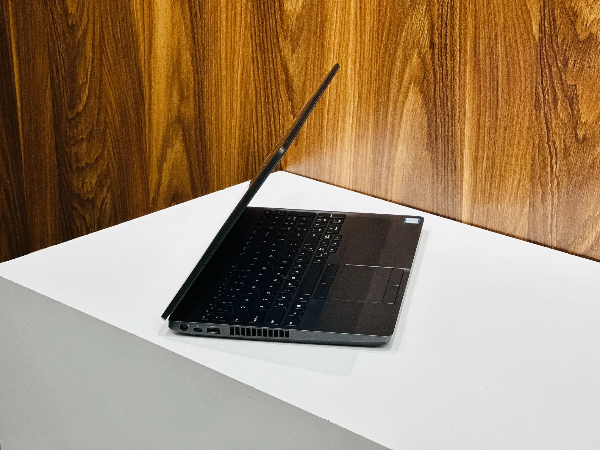 لپ تاپ Dell Precision 3541