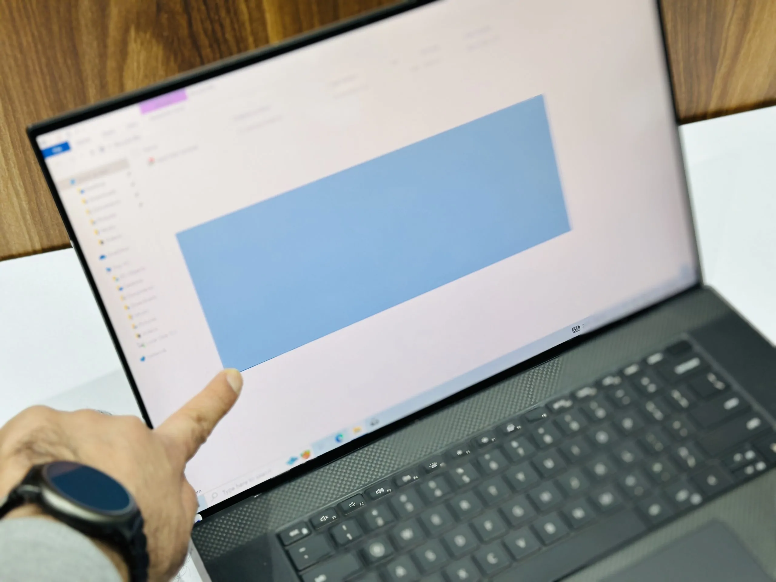Dell xps 17 9700 stock laptop لپ تاپ استوک Dell xps 17 9700