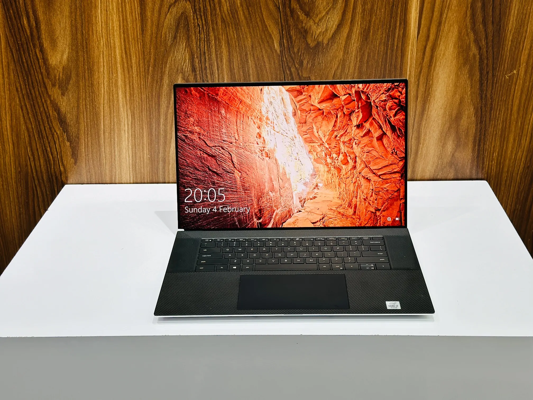Dell xps 17 9700 مشخصات لپ تاپ Dell xps 17 9700