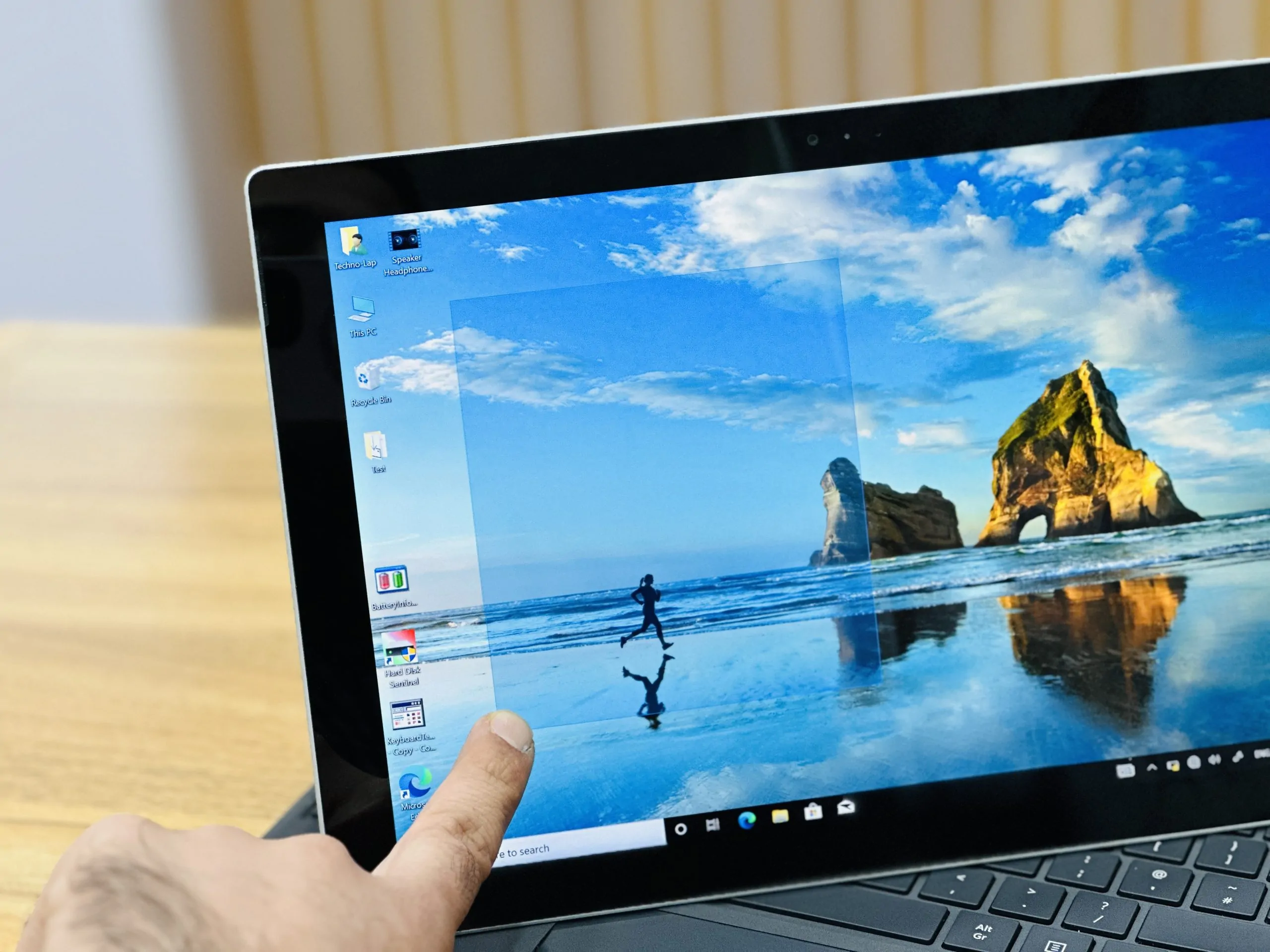 بررسی مشخصات لپتاپ Surface Pro 3 بررسی مشخصات لپتاپ Surface Pro 3