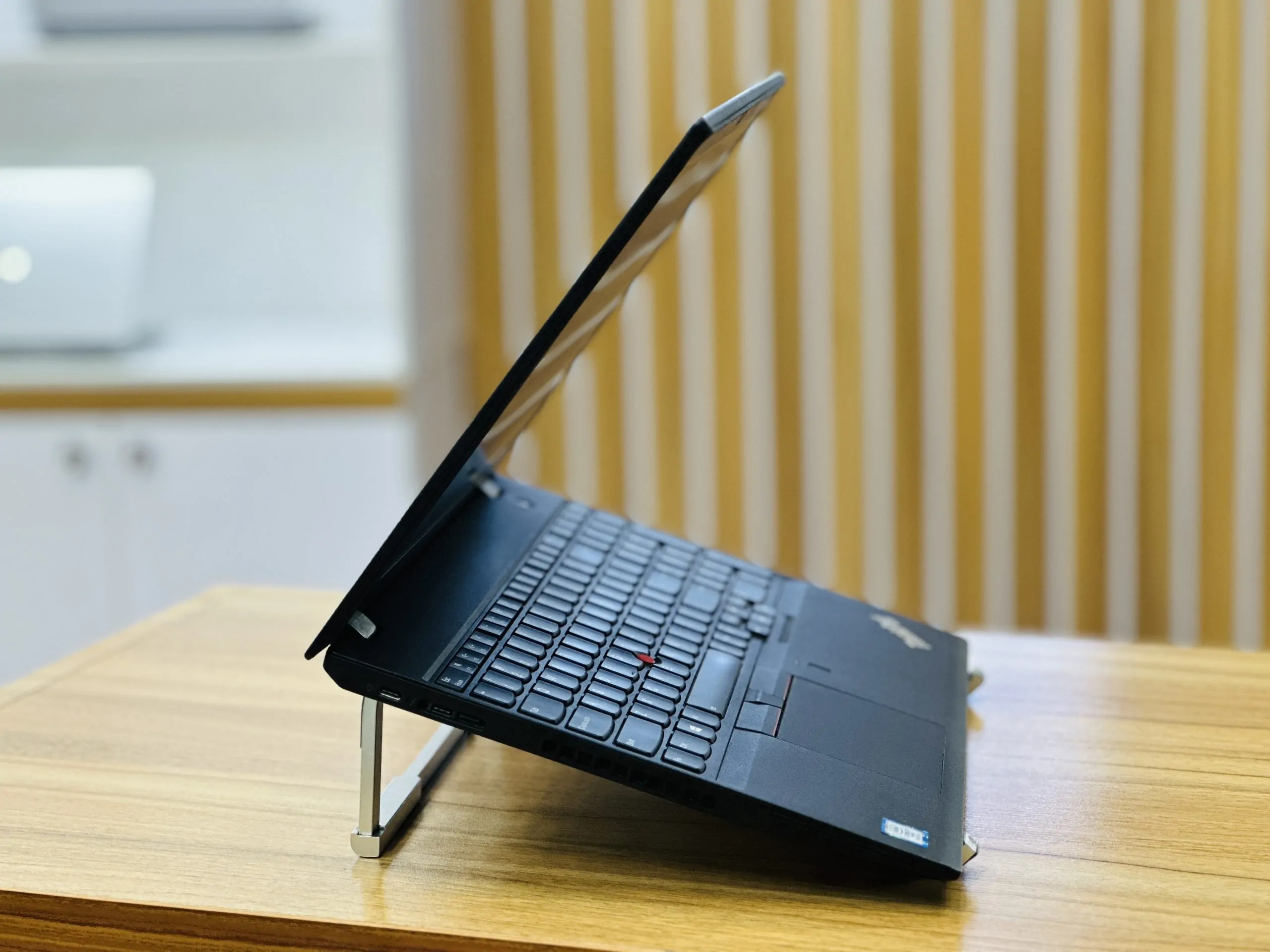 لپتاپ Lenovo P52S لپتاپ Lenovo P52S