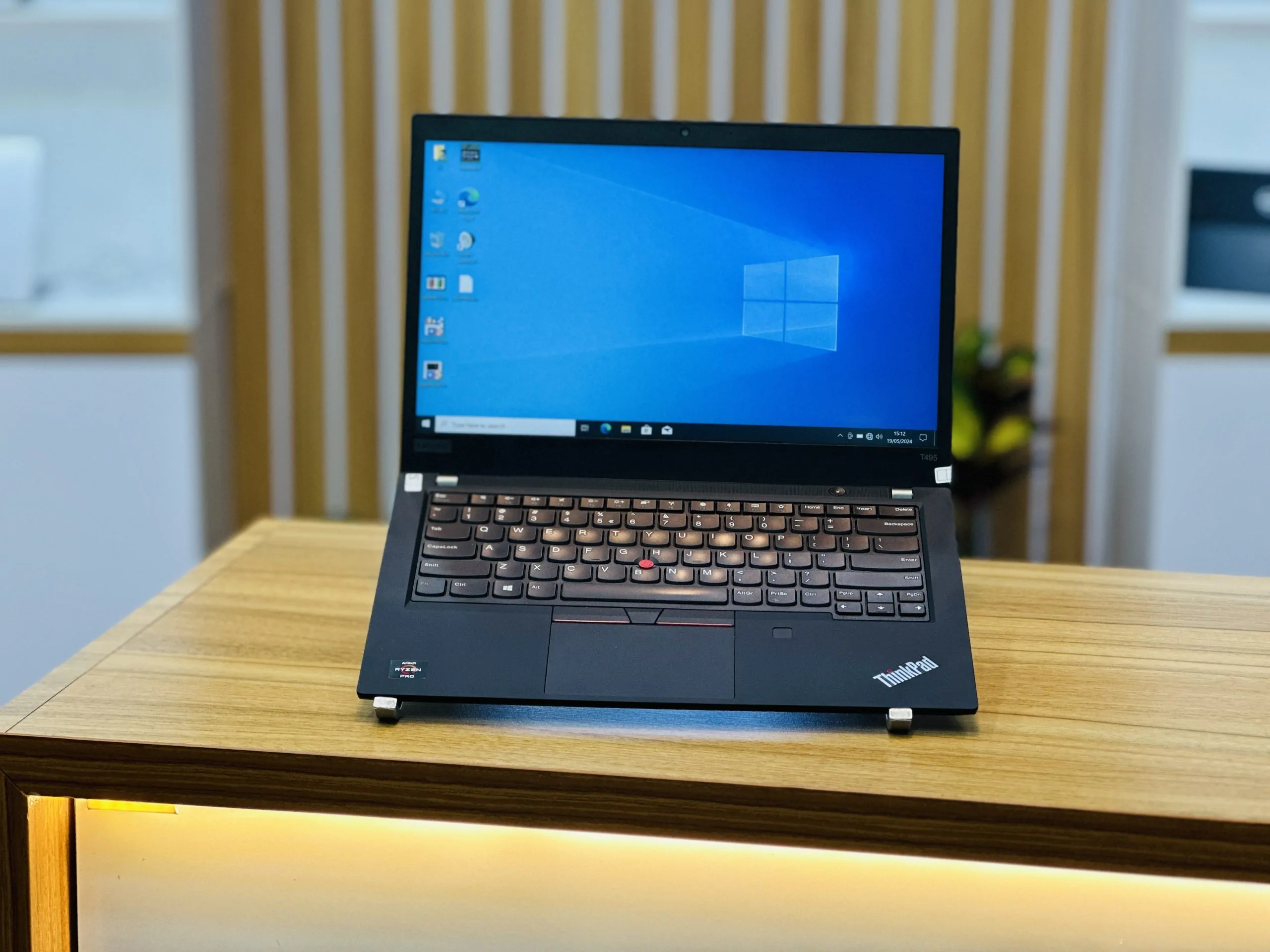 قیمت خرید لپ تاپ Lenovo Think pad t495