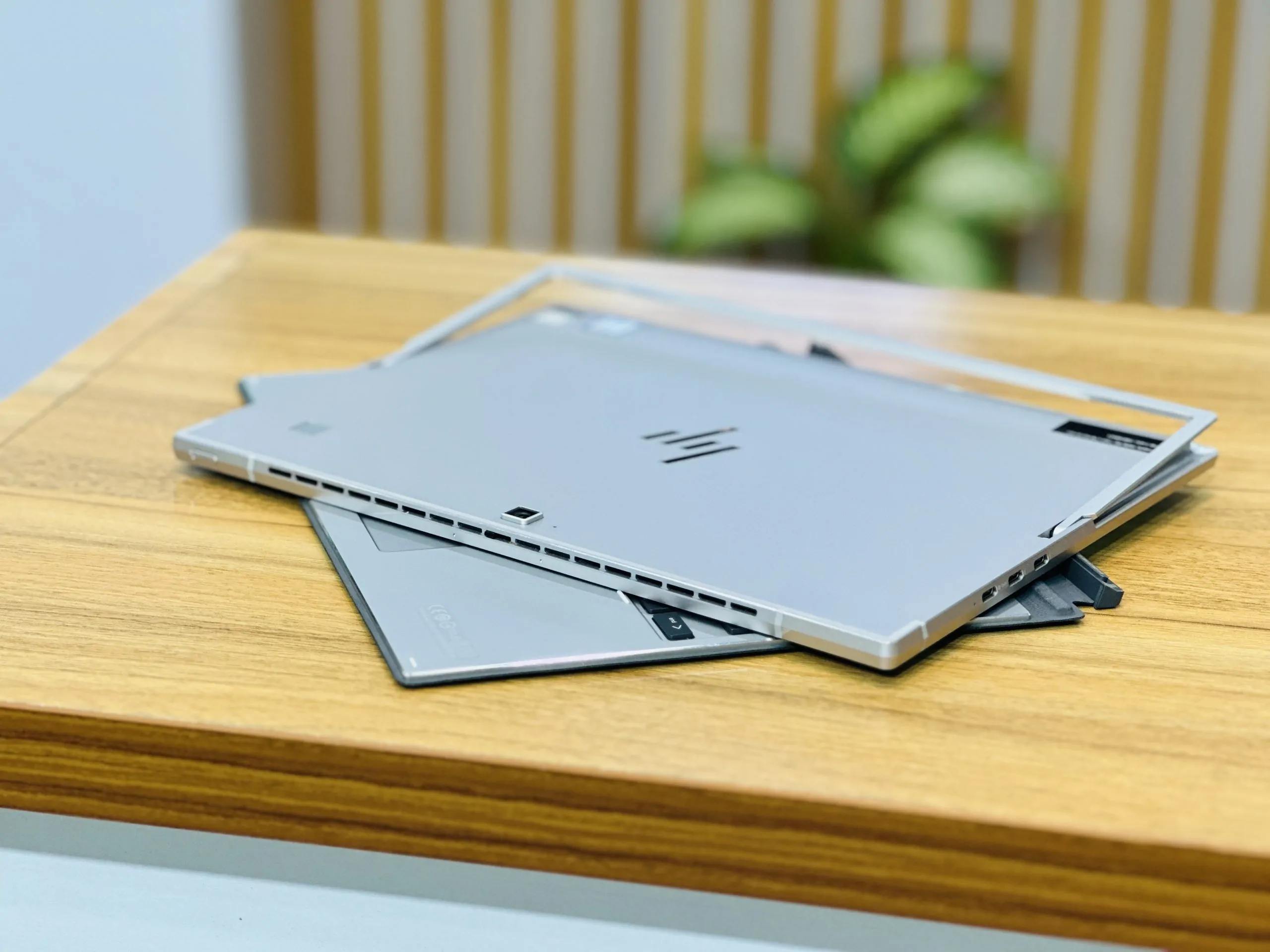 خرید لپتاپ استوک اچ پی مدل HP Elite x2 G4