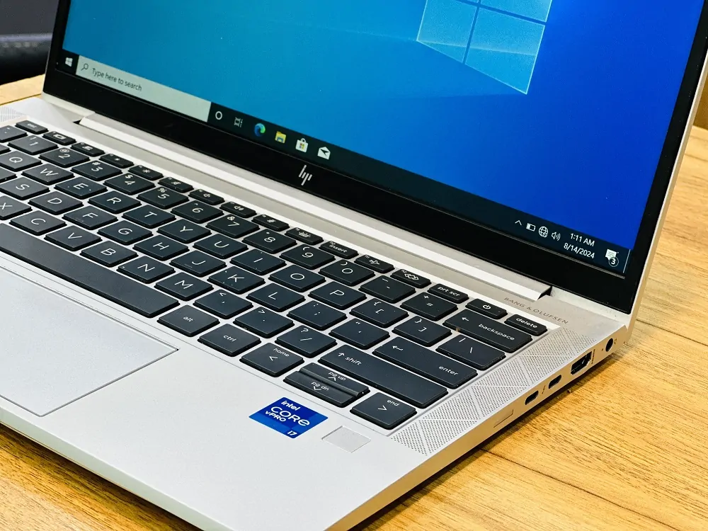 خرید لپ تاپ HP Elite book 830 G8 استوک از بانه خرید لپ تاپ HP Elite book 830 G8 استوک از بانه
