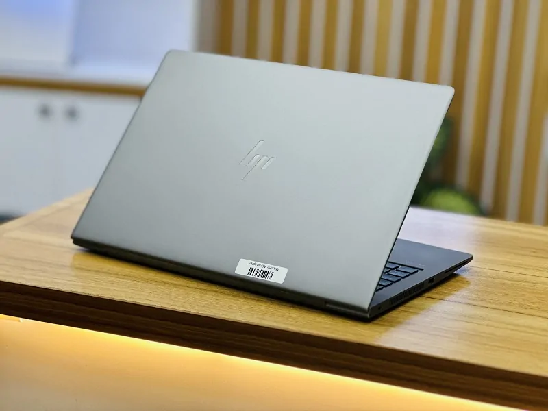 قیمت لپ تاپ HP ZBOOK 14U G5 i7.8650U استوک قیمت لپ تاپ HP ZBOOK 14U G5 i7.8650U استوک