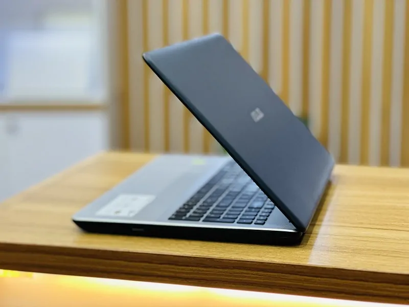 مشخصات لپ تاپ Asus X542UN استوک مشخصات لپ تاپ Asus X542UN استوک