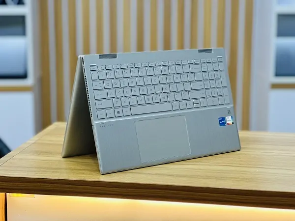 خرید لپ تاپ HP Pavilion 15 استوک از بانه خرید لپ تاپ HP Pavilion 15 استوک از بانه