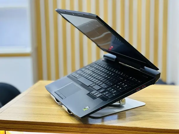 بررسی لپ تاپ Hp omen 15