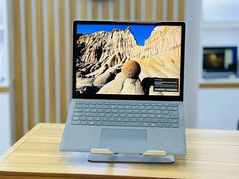 خرید لپ تاپ استوک Surface laptop 4 از بانه خرید لپ تاپ استوک Surface laptop 4 از بانه