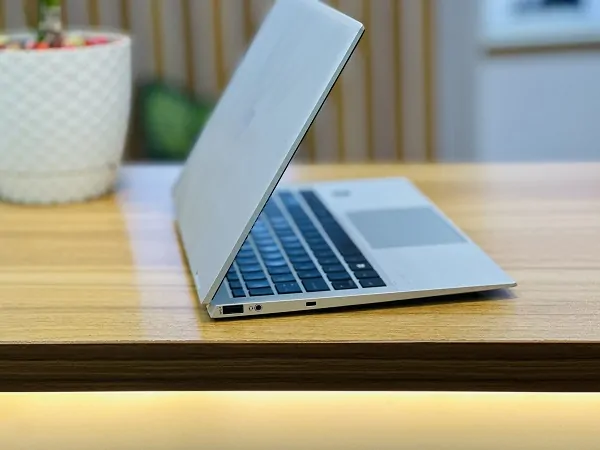 قیمت لپ تاپ HP Elitebook 1040 G8